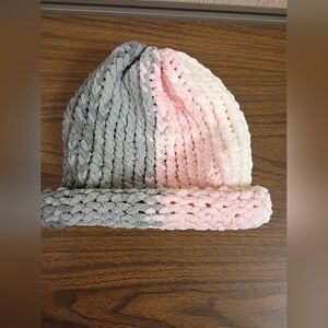 New Hand-knit Beanie Hat / Cap for Adults and Teens